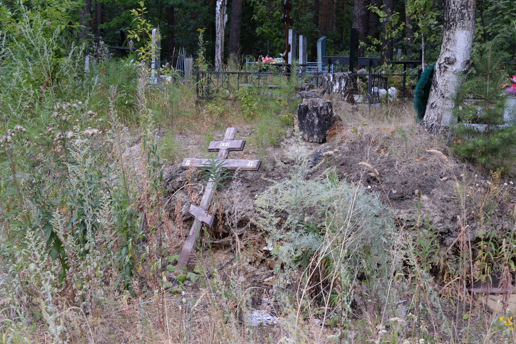 Нижне-Исетское кладбище, Екатеринбург, урновое захоронение, колумбарий