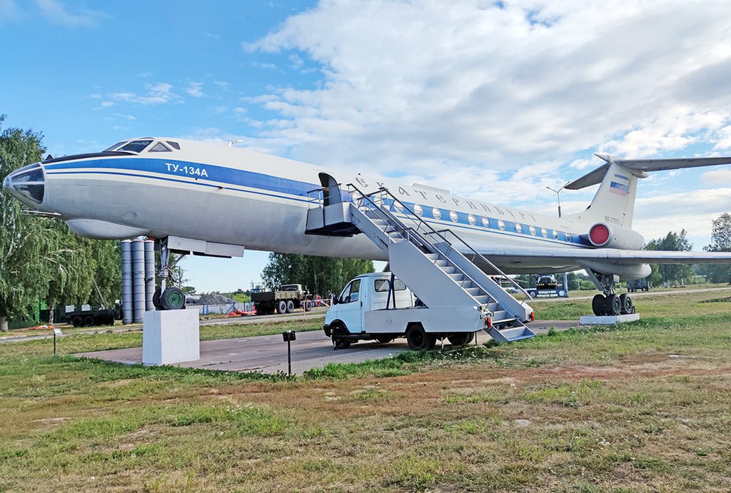 Экспозиции нового музея размещены в корпусе самолета Ту-134 А. Фото: пресс-служба ЦВО