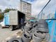 Только из одного Среднеуральска с населением 23 тысячи человек в этом сезоне вывезли 10 тонн покрышек, собранных на несанкционированных свалках. Фото: пресс-служба ЕМУП «Спецавтобаза»