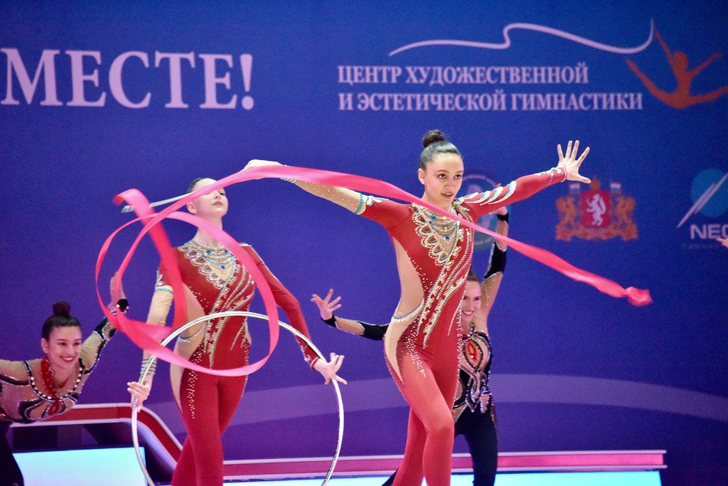 Свердловские спортсменки впервые выступили на площадке Центра художественной и эстетической гимнастики. Фото: Полина Зиновьева.