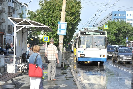 Реформа призвана исключить как перегруженность общественного транспорта, так и движение пустых составов.  Фото: Владимир Мартьянов