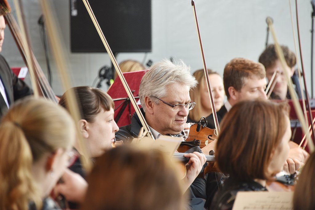 В Берёзовском появился свой струнный оркестр «Екатерининский»