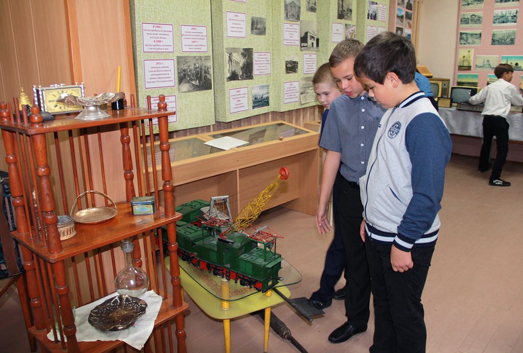  музей школы №5 Карпинска