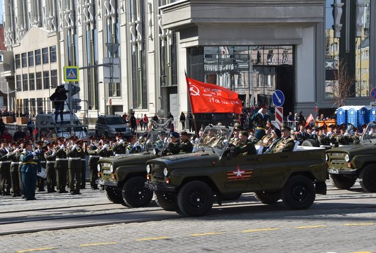 Парад Победы традиционно пройдёт на площади 1905 года в Екатеринбурге 9 мая. Фото: Алексей Кунилов
