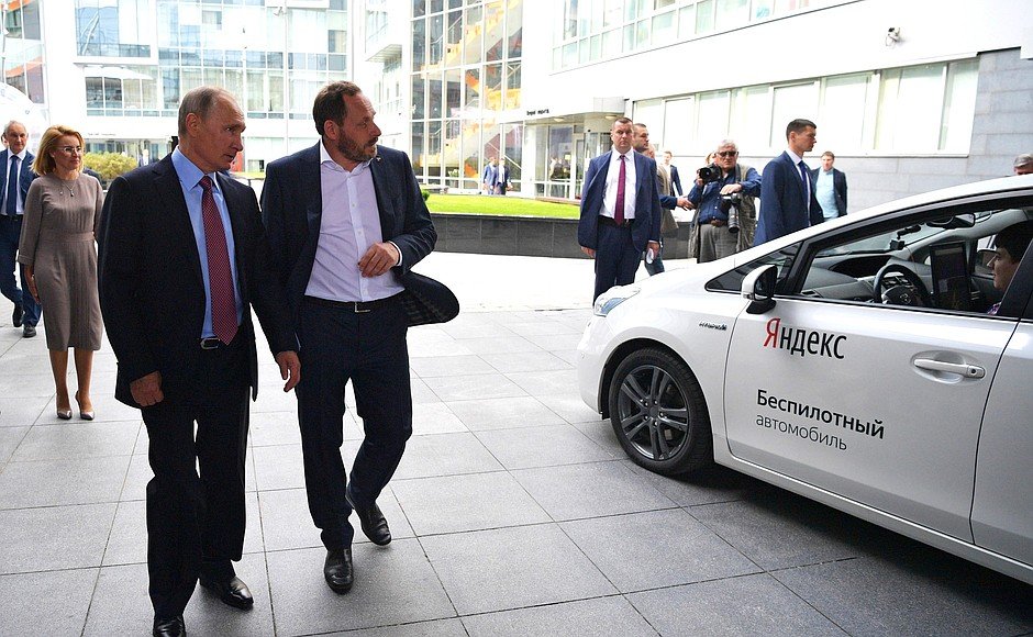 Владимир Путин приехал в офис "Яндекса"