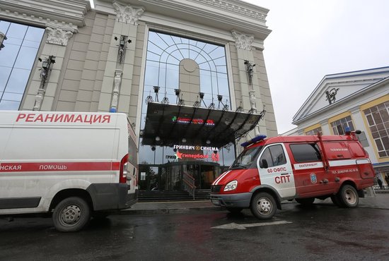 В выходные в Екатеринбурге опять эвакурировали людей. Фото: Владимир Мартьянов