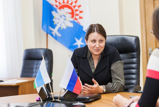 Елена Бердникова возглавляет округ с 2012 года. В октябре этого года чиновница стала первой, кто подал документы, заявив кандидатуру на должность.