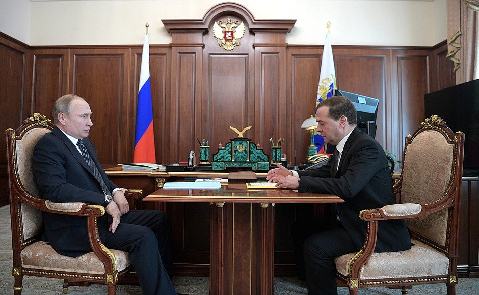 Встреча Владимира Путина с Дмитрием Медведевым.