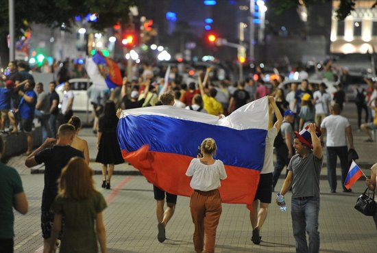 Россия обыграла Испанию и вышла в 1/4 чемпионата мира. Фото: Владимир Мартьянов