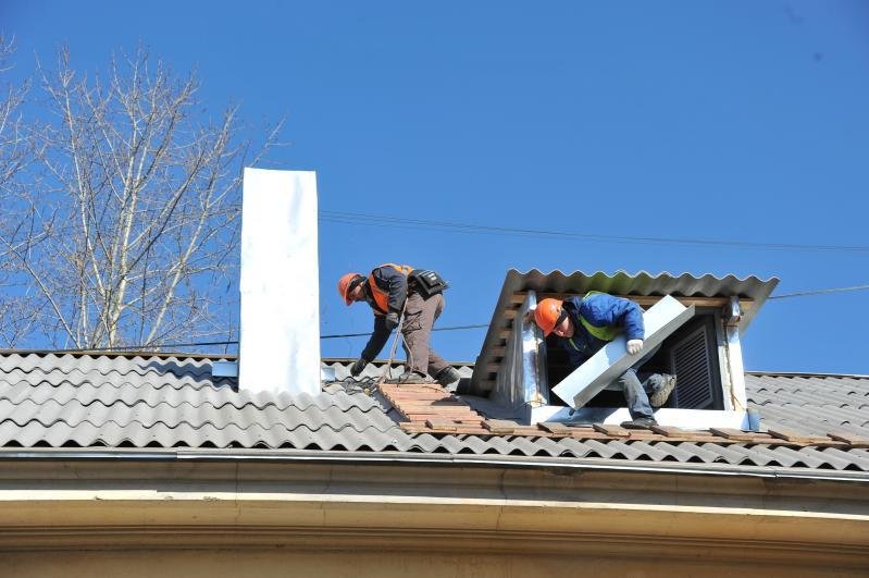 Рабочие на крыши