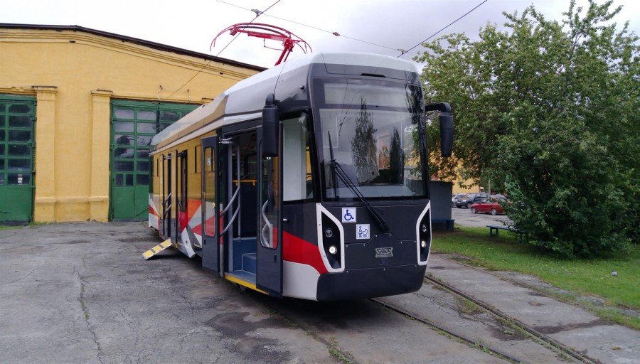 Трамвай 71412