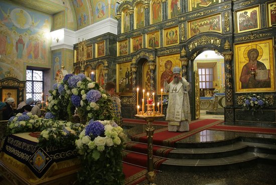 В канун праздника было совершено всенощное бдение в Свято-Троицком Кафедральном соборе столицы Урала. Фото: пресс-служба Екатеринбургской епархии