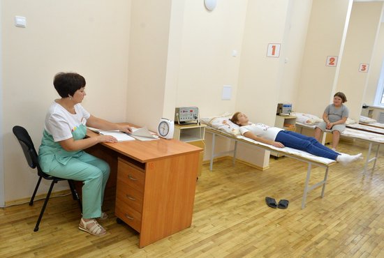 Санврачи назвали всплеск заболеваний, выявленных за последнее время в екатеринбургских школах, "ожидаемым". Фото: Павел Ворожцов