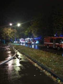 Пожарные машины на месте происшествия