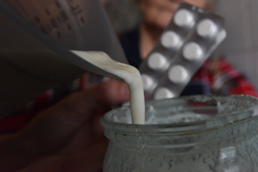 Почти во всех исследованных свердловских марках молока найдены следы антибиотиков. Фото: Алексей Кунилов
