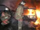Жертвами огня стали четыре машины. Фото: ГУ МЧС по Свердловской области