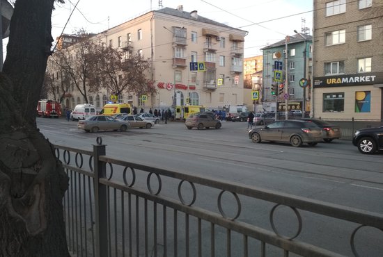 СКР возбудил уголовное дело после жуткой аварии в центре Екатеринбурга. Фото: Лев Соснин