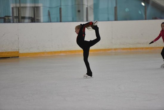 Сегодня вечером в «Юности» откроют сезон катания на коньках. Фото: Алексей Кунилов