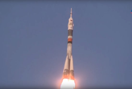 "Союз МС-11" вышел на орбиту и направился к МКС, стыковка корабля со станцией запланирована на 22:35. Фото: трансляция запуска