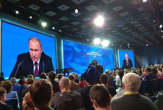 Владимир Путин заявил, что государственная поддержка промышленности недостаточна. Фото: Елизавета Мурашова