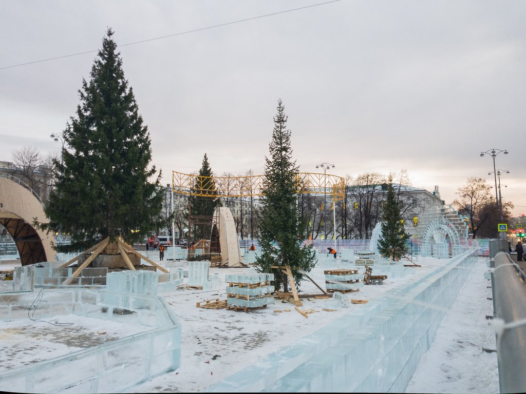 Открытие пройдёт 28 декабря с 17:00 до 18:00, закрытие запланировано на 27 января с 12:00 до 13:00. Фото: Владимир Мартьянов