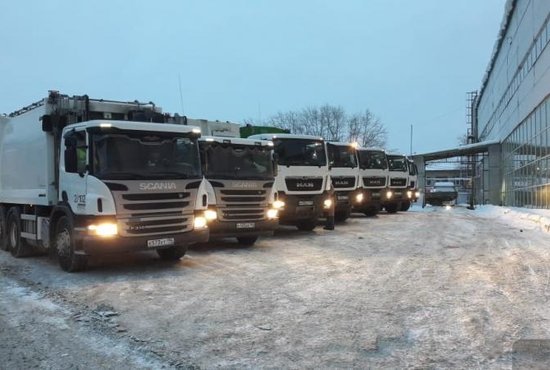 На сегодняшний день в Екатеринбурге работает свыше 130 единиц специализированной техники. Фото: департамент информполитики Свердловской области