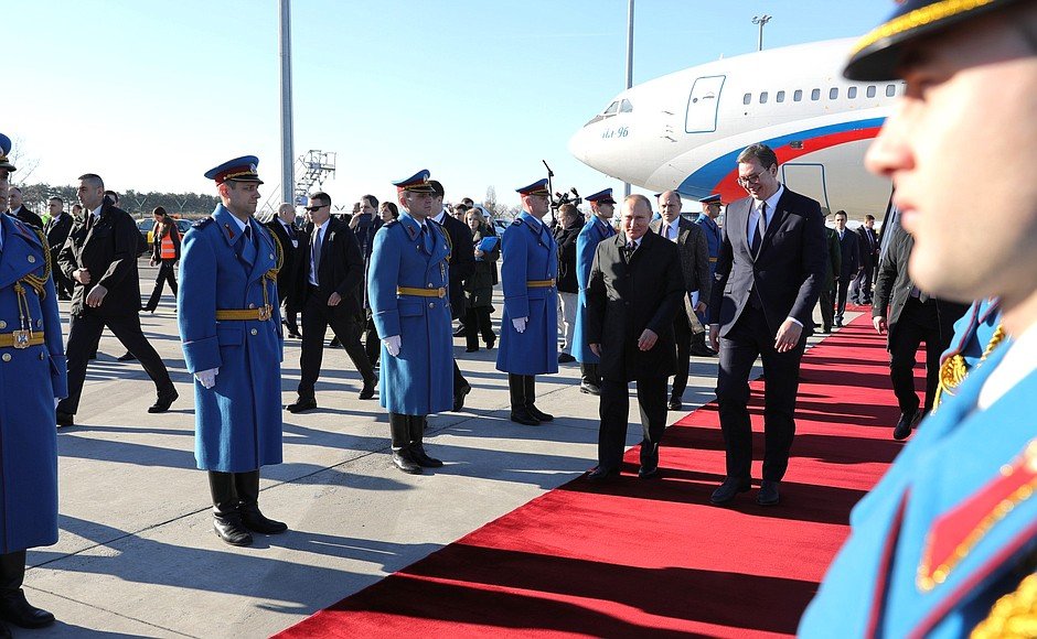 Президент России Владимир Путин прибыл в Сербию