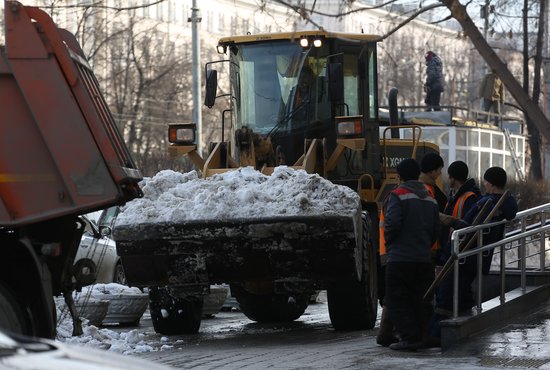 Дорожники вывезли из Екатеринбурга 26,6 тысячи тонн снега. Фото: Владимир Мартьянов