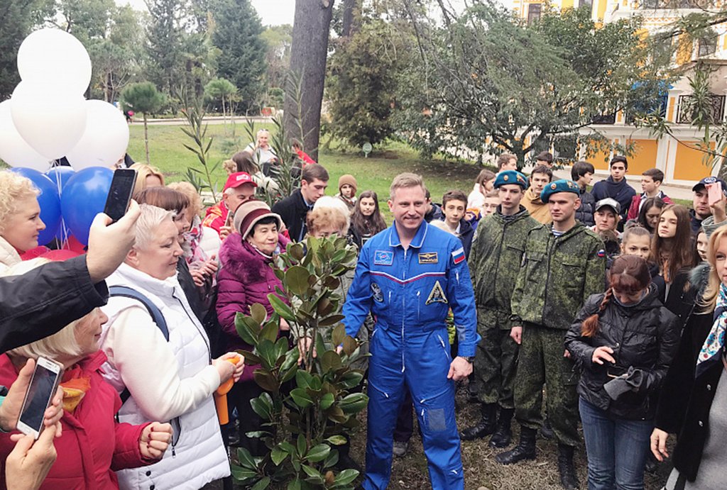 Космонавт из Екатеринбурга Сергей Прокопьев проходит послеполётную реабилитацию в Сочи.