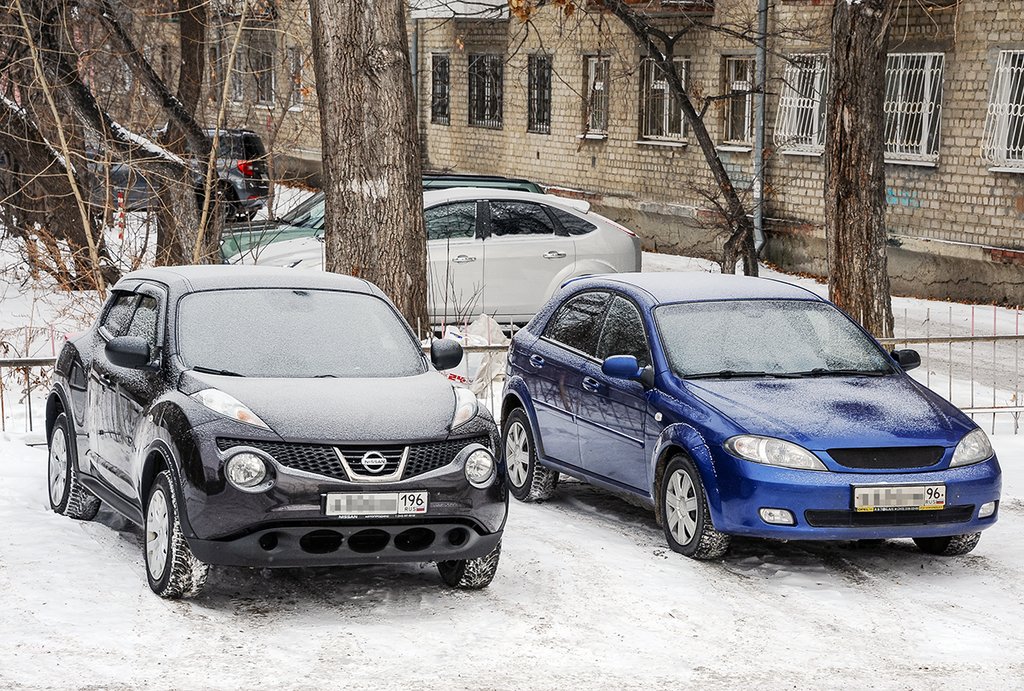 Парковка автомобилей на газонах в Свердловской области запрещена