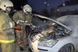 На автодороге Екатеринбург — Серов загорелась Audi.