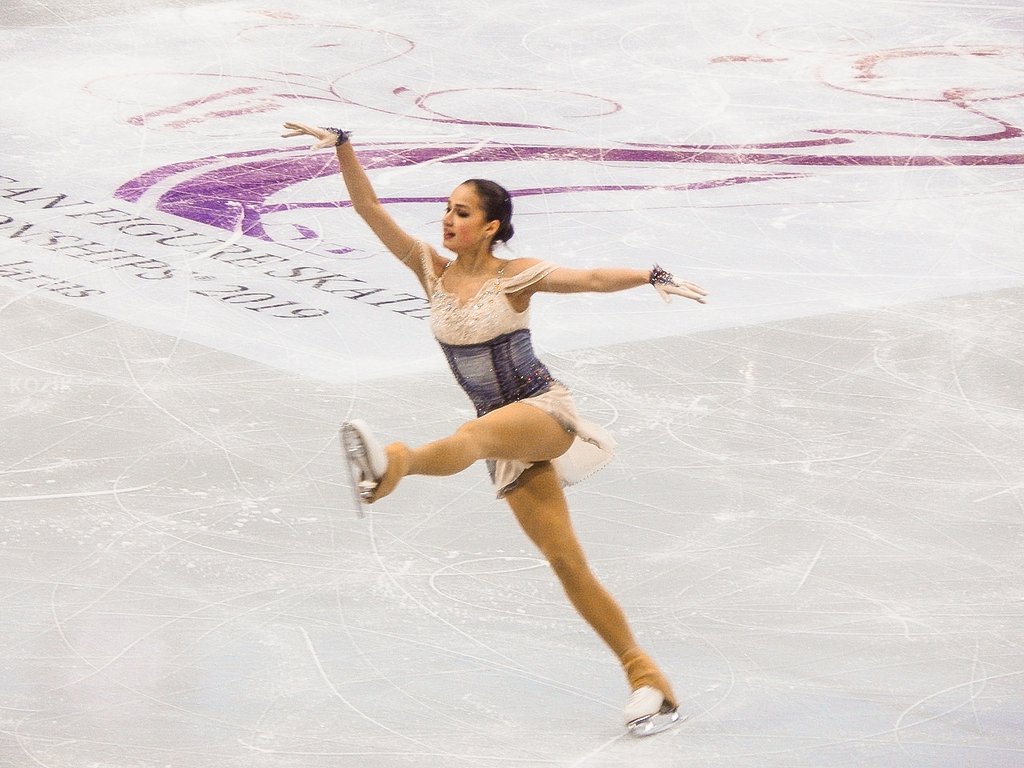 Алина Загитова выиграла короткую программу на чемпионате мира в Сайтаме:  Спорт: Облгазета