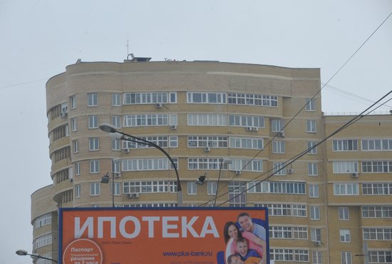 В течение всего срока "ипотечных каникул" банкам будет запрещено взыскивать предмет ипотеки, то есть отбирать жильё. Фото: Алексей Кунилов