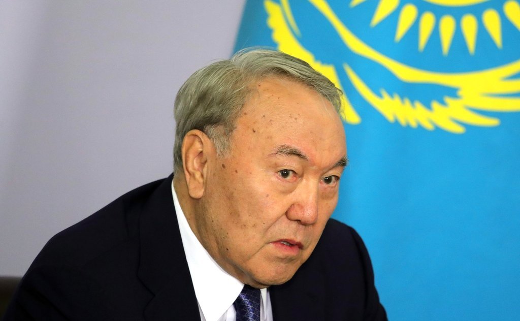 Нурсултан Назарбаев - первый президент Казахстана, он возглавлял страну с апреля 1990 года