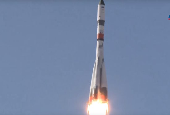 "Космический грузовик" планирует состыковаться с МКС ориентировочно через 3 часа и 24 минуты после старта. Фото: Роскосмос