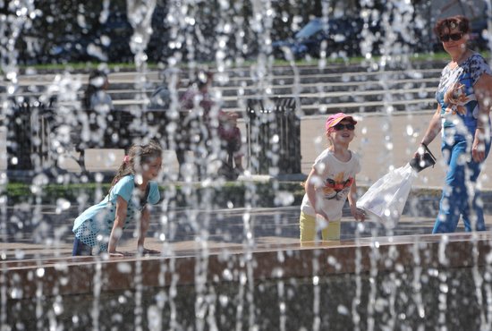 Если в этом году не помещает погода, то фонтаны в Екатеринбурге, заработают раньше обычного. Фото: Алексей Кунилов