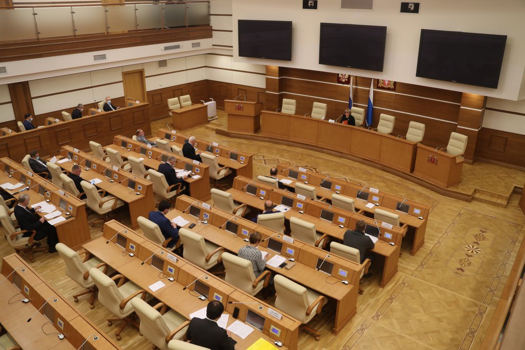 В региональном парламенте обсудили ход подготовки к очередному заседанию