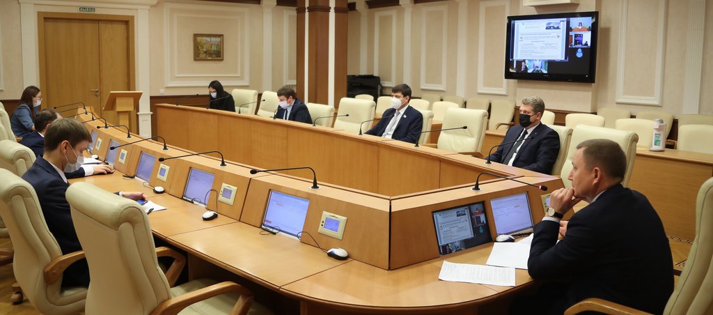 Состоялось заседание комитета Законодательного Собрания по промышленной, инновационной политике и предпринимательству