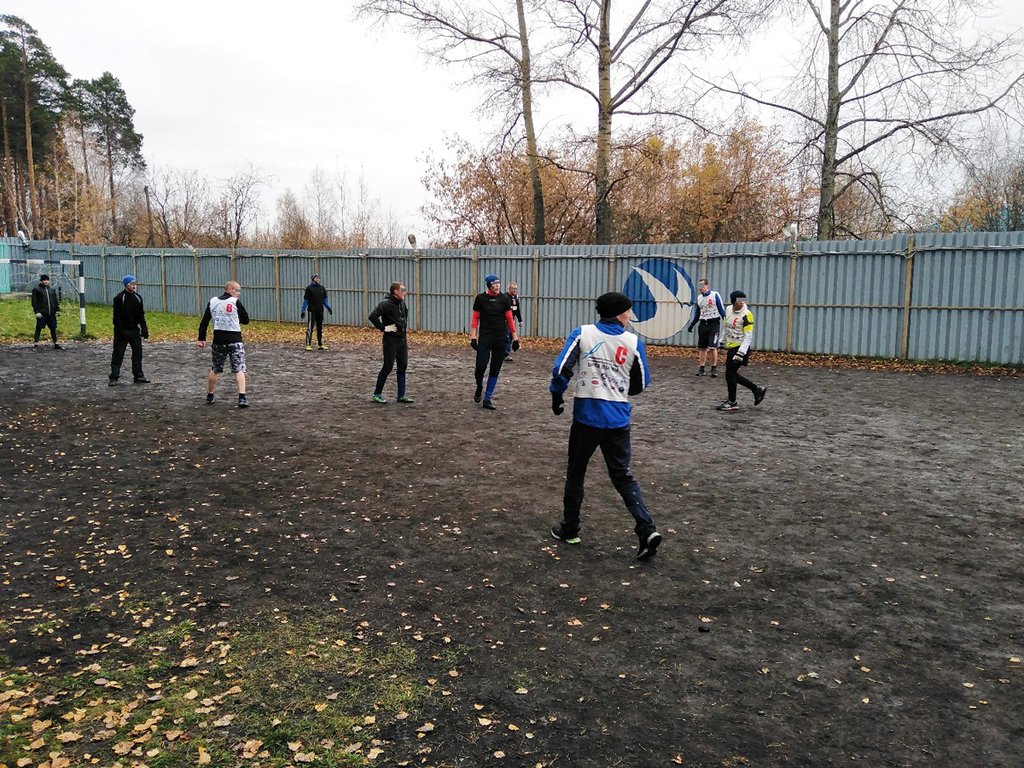 Осенний турнир по мини-футболу уже стал для пациентов "Урала без наркотиков" традиционным